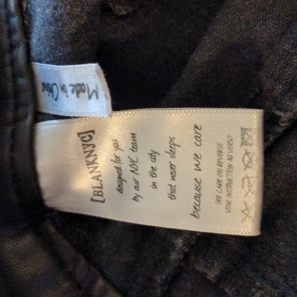 BlankNyc Faux Leather Skinny Pants Ankle Zip Black Size 27 Mid to Low Rise - Picture 10 of 11